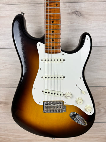 Fender Custom Shop 2023 Limited Edition Roasted '50s Strat® DLX Closet Classic, 1-Piece 4A Roasted Flame Maple, Wide-Fade Aged Chocolate 2-Color Sunburst