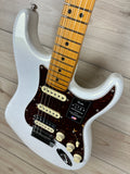 Fender American Ultra Stratocaster HSS Maple Fingerboard, Arctic Pearl