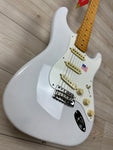 Fender Eric Johnson Stratocaster, Maple Fingerboard, White Blonde