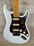 Fender American Ultra Stratocaster HSS Maple Fingerboard, Arctic Pearl