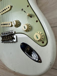 Fender Custom Shop 1964 Stratocaster Journeyman Relic - Aged Olympic White (CZ573761)