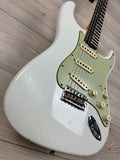 Fender Custom Shop 1964 Stratocaster Journeyman Relic - Aged Olympic White (CZ573761)