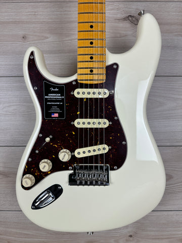 Fender American Professional II Stratocaster Left-Hand, Olympic White