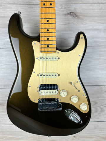 Fender American Ultra Stratocaster HSS, Maple Fingerboard, Texas Tea