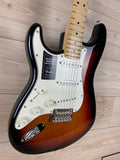 Fender Player Stratocaster Left-handed Electric Guitar 3-Tone Sunburst with Maple Fingerboard