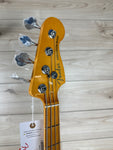 Fender American Ultra Precision Bass Maple Fingerboard, Arctic Pearl