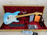 Fender Custom Shop Limited-edition 1957 Stratocaster Relic Finish Faded Aged Daphne Blue