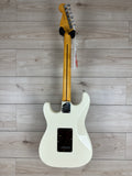 Fender American Professional II Stratocaste HSS, Maple Fingerboard, Olympic White