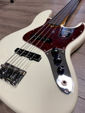 Fender American Professional II Jazz Bass Fretless Guitar, Rosewood Fingerboard, Olympic White